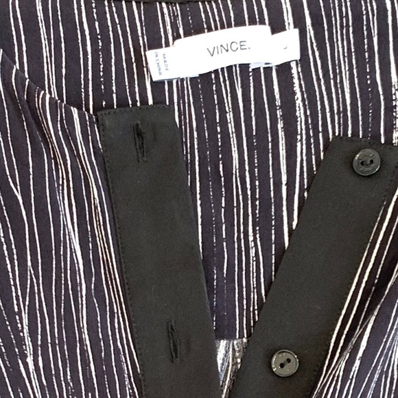 Vince Black and White Wavy Striped Dress 100% Silk - Picture 6 of 7